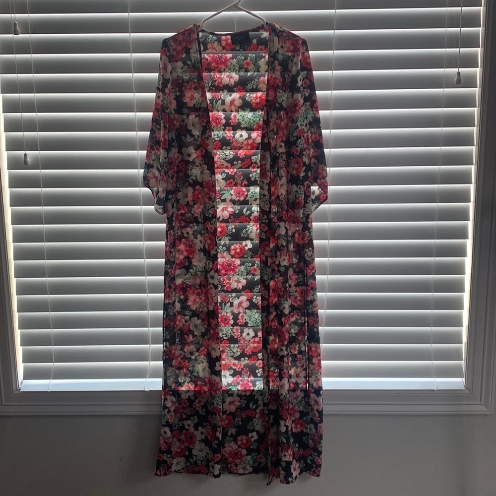 Floral duster